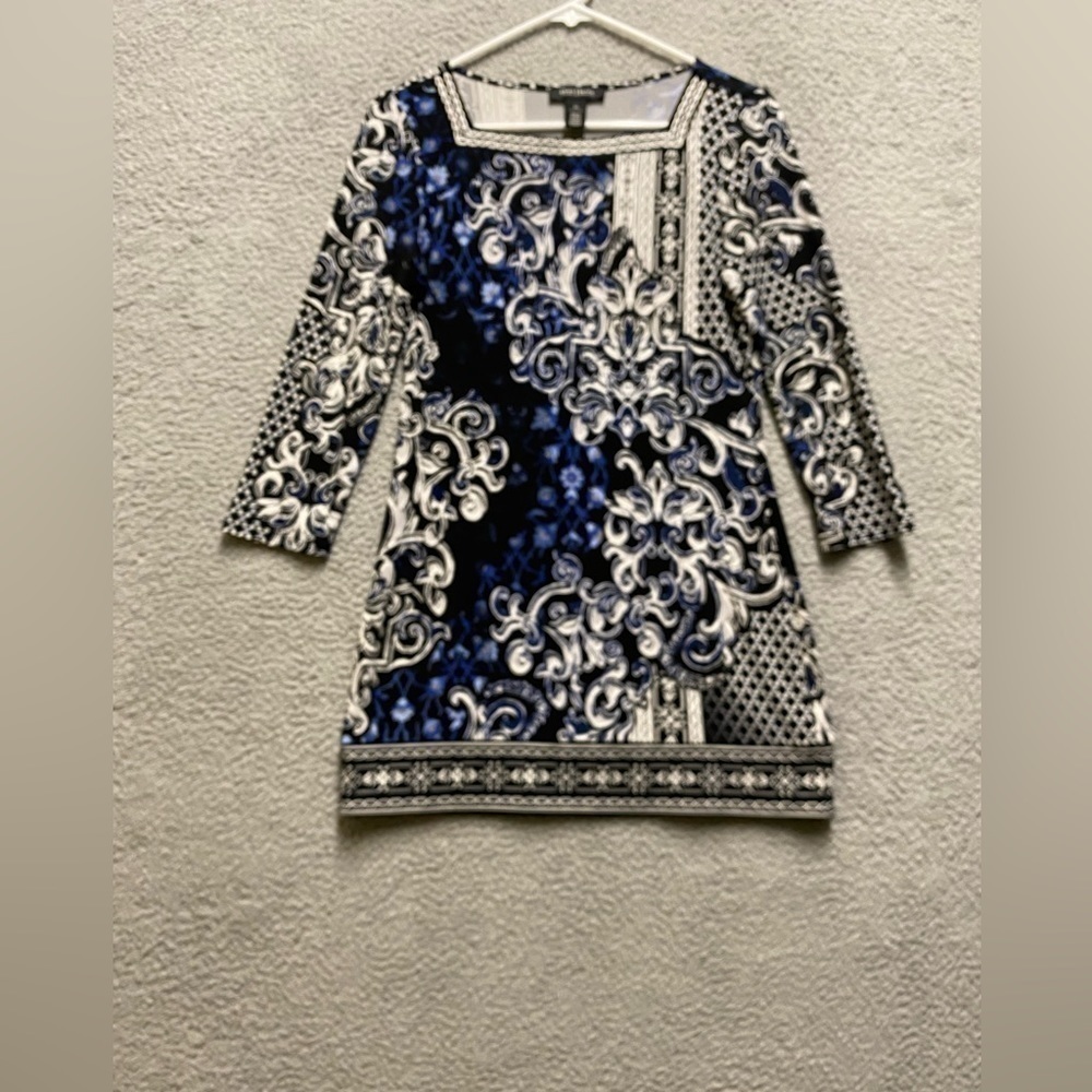 White House Black Market Tunic Women XS Blue Black Floral  Print Stretch